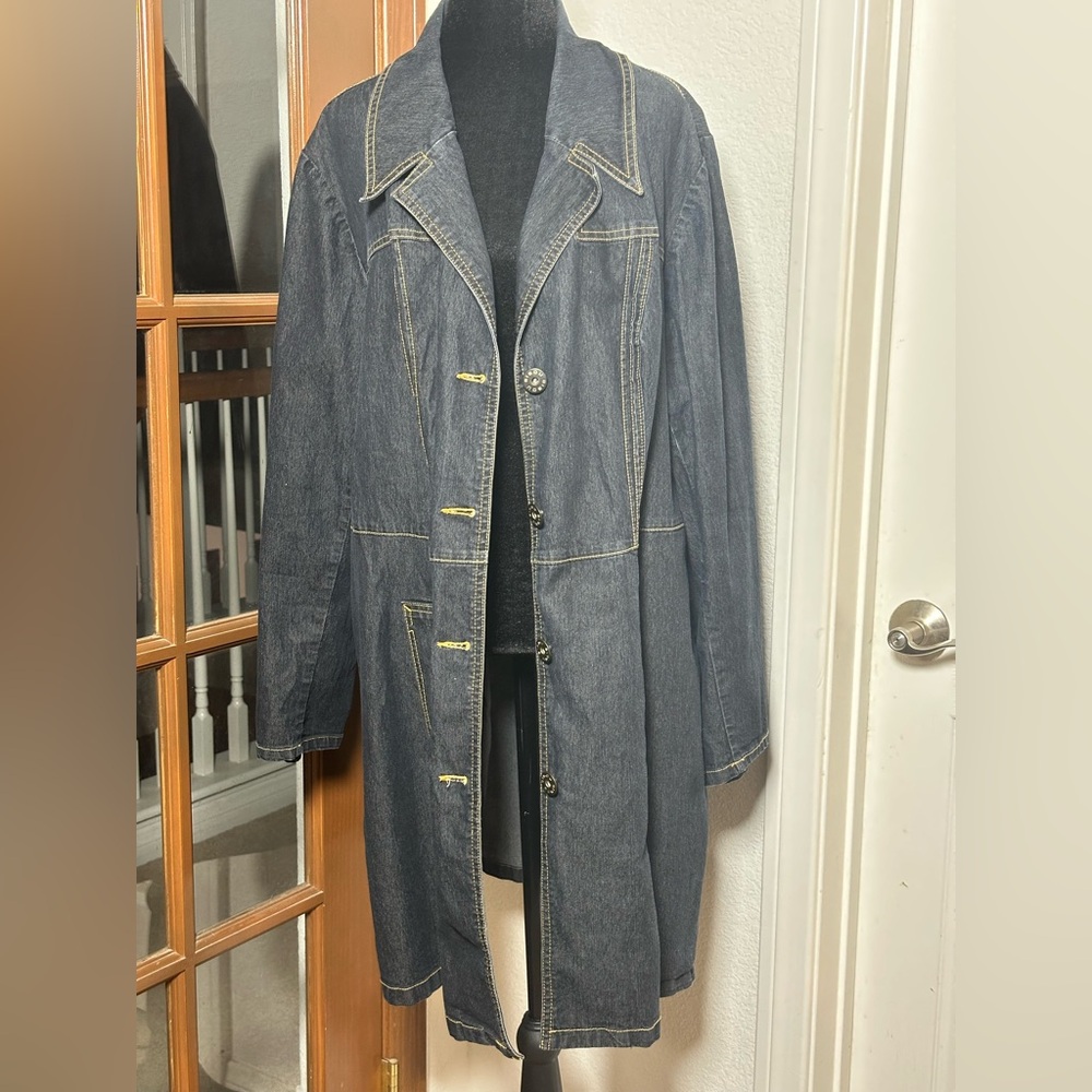 Women's Plus Size Bisou Bisou Dark Denim Jean Jacket